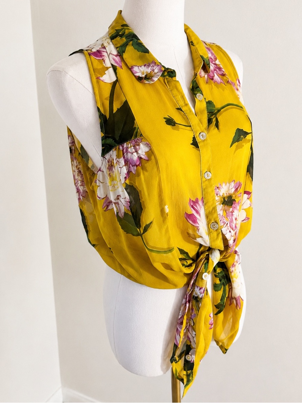 Maeve by Anthropologie Yellow Floral Sleeveless Button Front Blouse | Size 6
